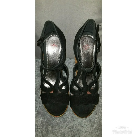 Wedges - Picture 3 of 4